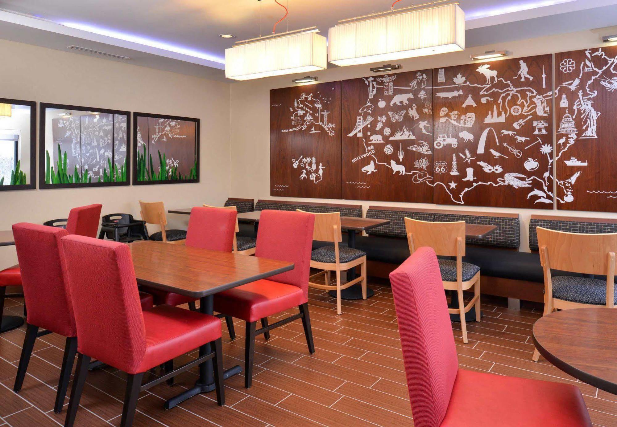 Towneplace Suites By Marriott Detroit Commerce Commerce Township Zewnętrze zdjęcie