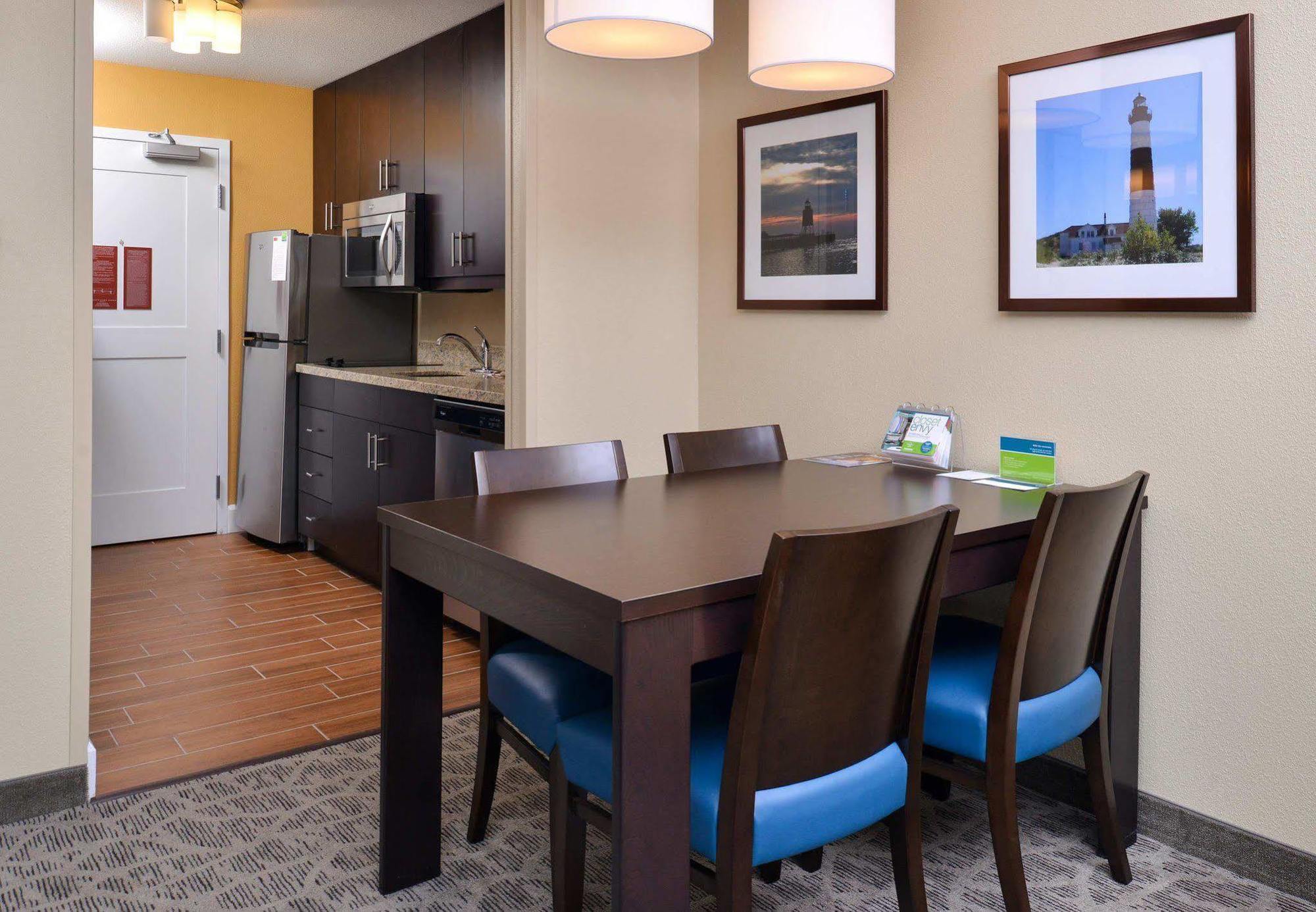 Towneplace Suites By Marriott Detroit Commerce Commerce Township Zewnętrze zdjęcie